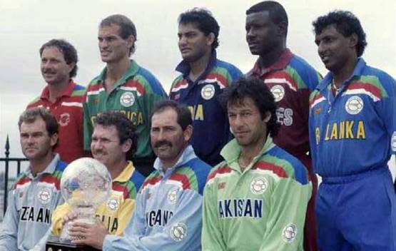 27 साल पहले टीम इंडिया की जर्सी हो सकती थी केसरिया