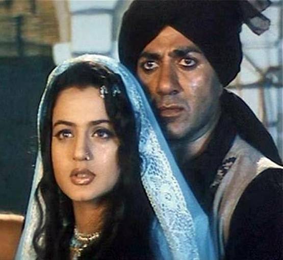 सनी देओल की गदर के वो 15 डायलॉग्स जो आज भी 'गदर' मचाए हुए हैं