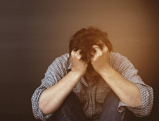 स्मार्टफोन पर चिपके रहने वाले रहें अलर्ट, नोमोफोबिया के होते हैं ये 5 खतरे