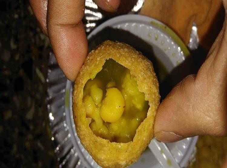 चाउमीन के साथ मिली चटनी पी गया बच्चा, जो हुआ देखकर दंग रह गए डॉक्टर