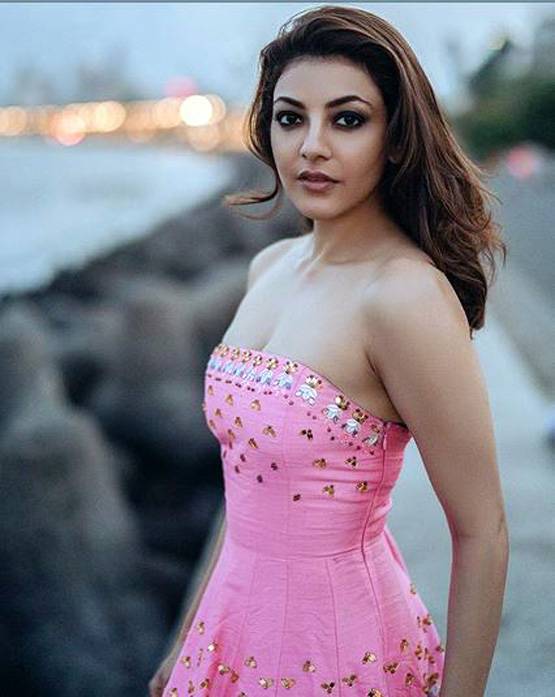 अपने नए फोटोशूट की वजह से सुर्खियां बटोर रही हैं काजल अग्रवाल