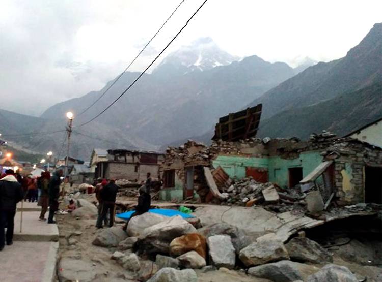 केदारनाथ: नदियों में तैर रही थीं गाड़ियां, 5000 लोगों को लील गई थी आपदा