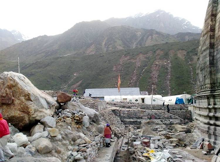 केदारनाथ: नदियों में तैर रही थीं गाड़ियां, 5000 लोगों को लील गई थी आपदा