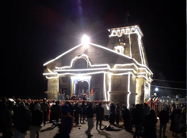 केदारनाथ: नदियों में तैर रही थीं गाड़ियां, 5000 लोगों को लील गई थी आपदा