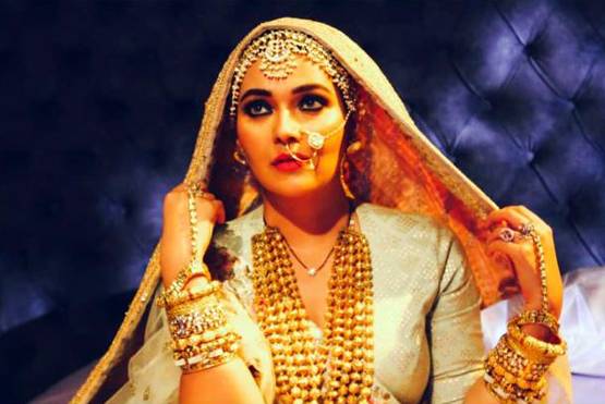 सीरियल दिव्या दृष्टि के लिए एक्ट्रेस मानसी ने कराया ब्राइडल शूट, देखें Photos