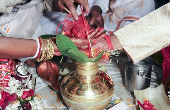 कभी राशन की दुकान चलाते थे गुप्ता ब्रदर्स के पिता, ऐसे बने बिजनेसमैन