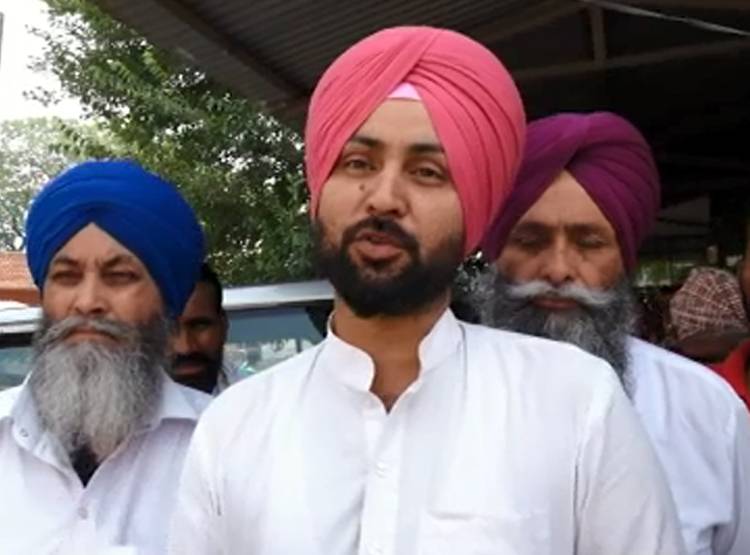 सउदी अरब से आया एनआरआई, फेसबुक पर क‍िया प्यार, म‍िली दर्दनाक मौत