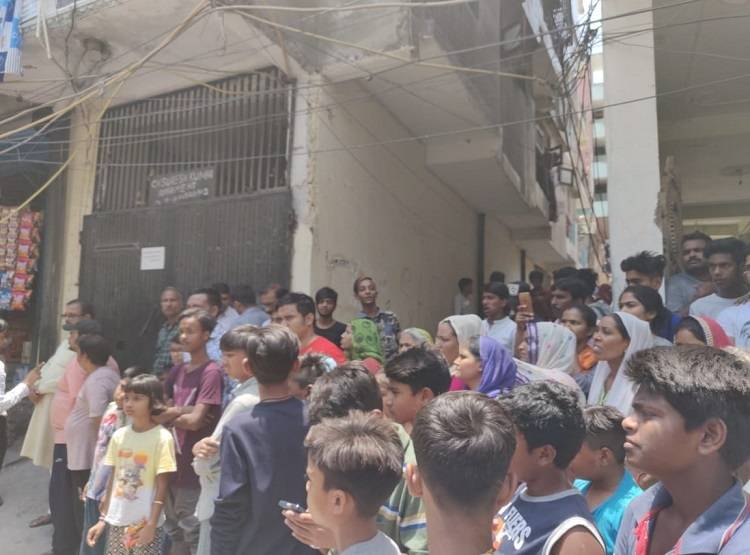 पिता ने मासूमों को भी नहीं बख्शा, पत्नी समेत एक साथ कर दी चार हत्या