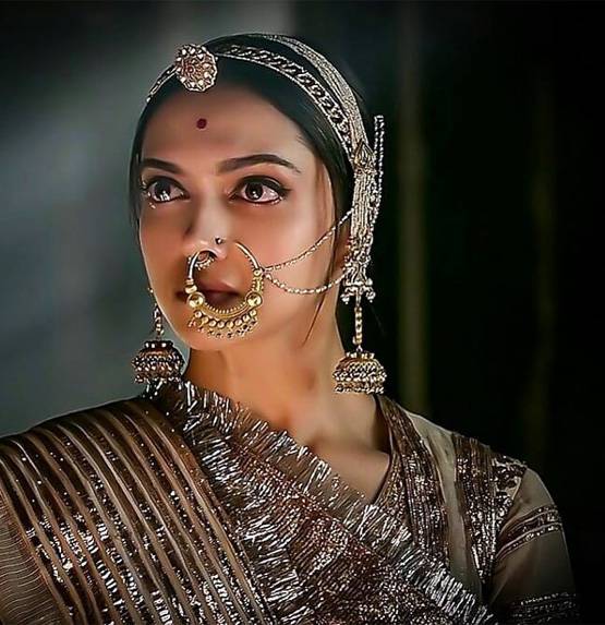 बदल रही हैं फिल्मी कहानियां, अब शो पीस नहीं हैं पर्दे पर नजर आ रही औरतें