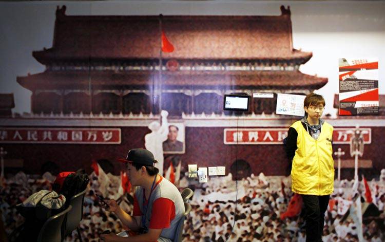 रात में टैंक से कुचले थे हजारों लोग, आज भी ये नरसंहार छिपाता है चीन