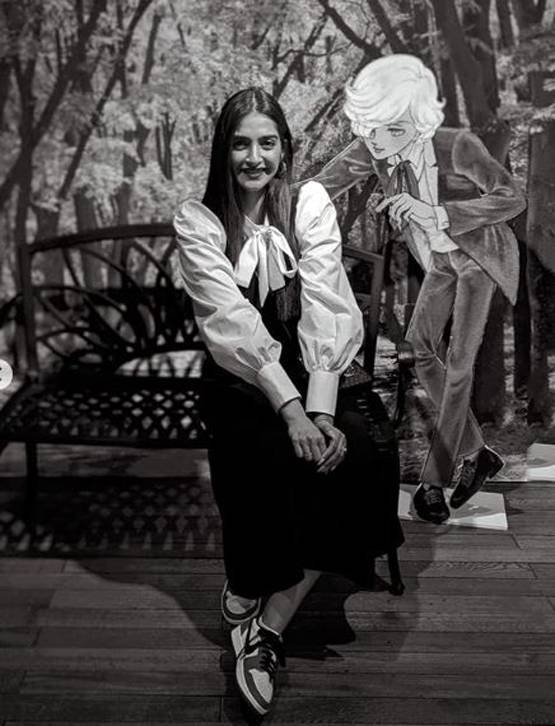 स्पेशल अंदाज में पति आनंद आहूजा को सोनम कपूर ने बोला  थैंक्स, खास है वजह