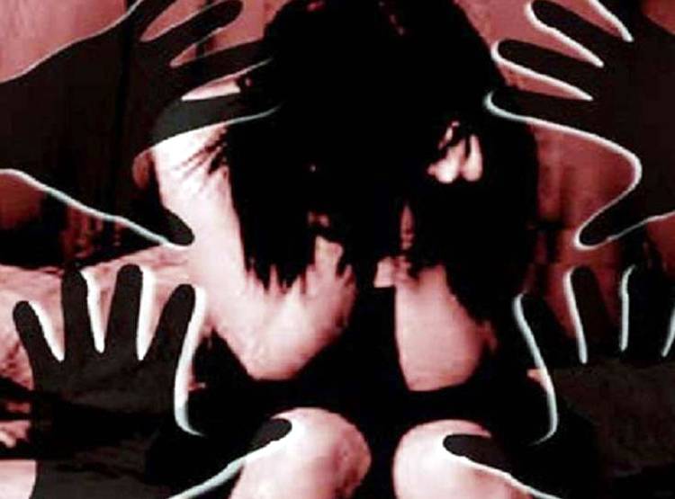 गैंगरेप आरोपी ने तेजाब पीकर क‍िया सुसाइड, नाबालिग से क‍िया था रेप
