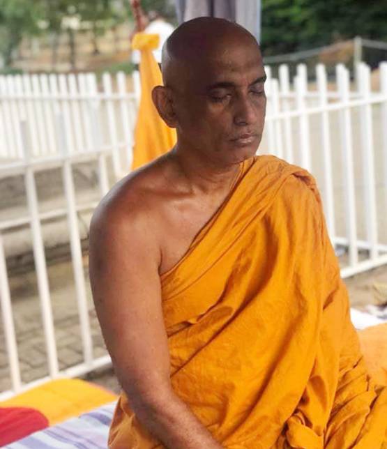 श्रीलंका का वो बौद्ध भिक्षु जिसने 9 मुस्लिम मंत्रियों का करवाया इस्तीफा