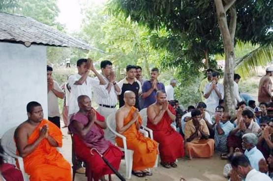 श्रीलंका का वो बौद्ध भिक्षु जिसने 9 मुस्लिम मंत्रियों का करवाया इस्तीफा