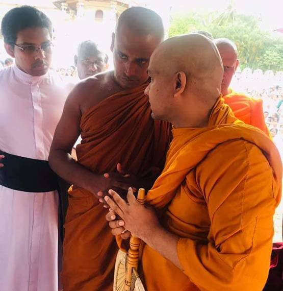 श्रीलंका का वो बौद्ध भिक्षु जिसने 9 मुस्लिम मंत्रियों का करवाया इस्तीफा