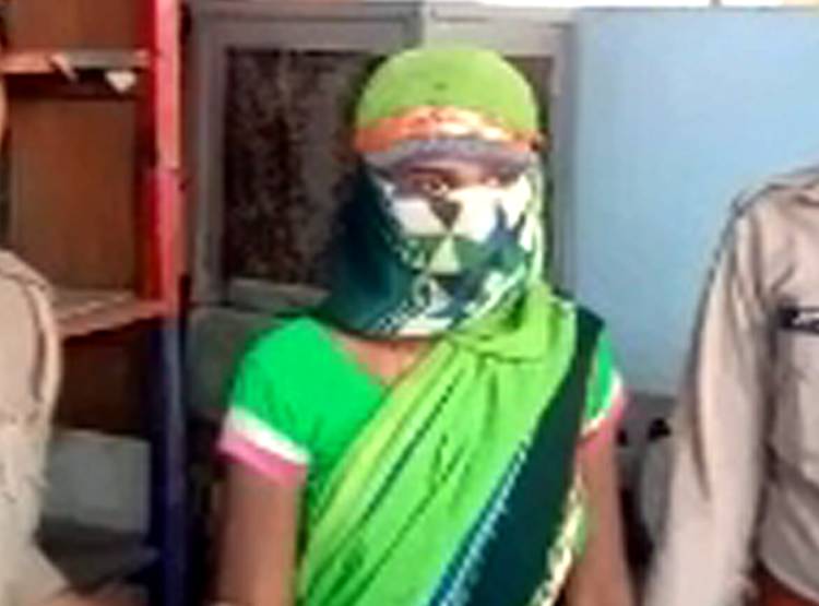 मामी के प्यार में पागल था भांजा, पकड़ा गया तो कर दिया मर्डर