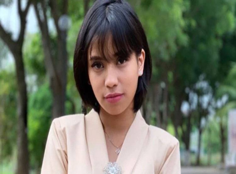 कुत्ता समझकर पाल रही थी सिंगर, असल में निकला ये जानवर, हुईं अरेस्ट