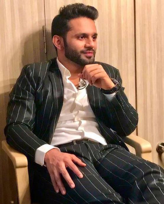 इंडियन आइडल फेम सिंगर राहुल वैद्य को डेट कर रहीं ये फेमस TV एक्ट्रेस?