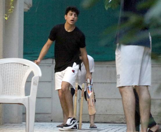 दादा नवाब पटौदी की राह पर सैफ का बेटा, क्रिकेट में दिलचस्पी