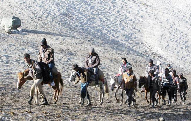 अमरनाथ गुफा के इन 5 अनसुलझे रहस्यों से आज भी अनजान हैं लोग