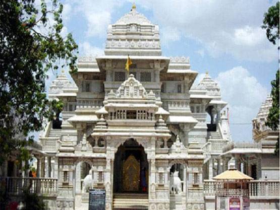 भगवान शिव के 12 ज्योतिर्लिंग, इस सावन जरूर करें दर्शन