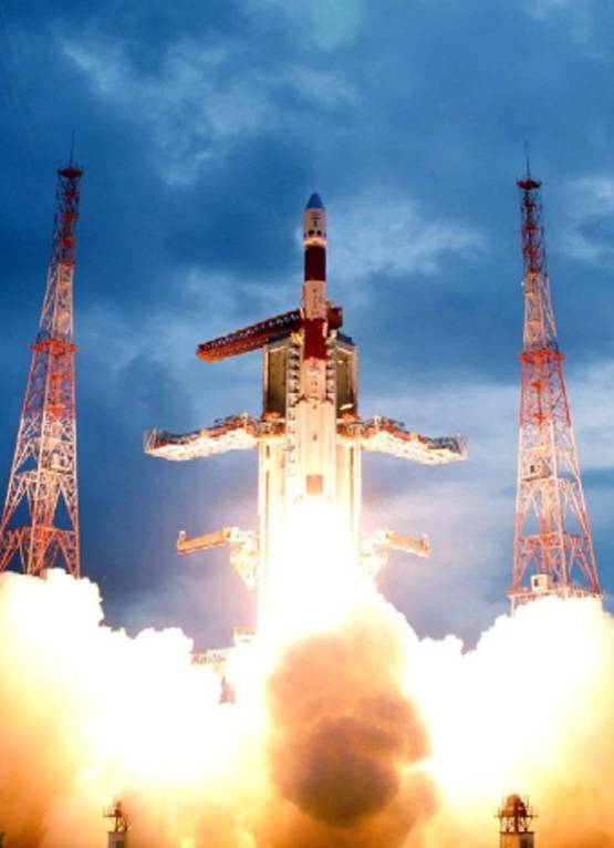 चंद्रयान-2 लॉन्च, जानें-सोने की परत में क्यों लपेटे जाते हैं सैटेलाइट