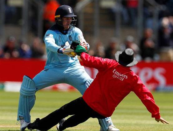 ऐसे बनें भारतीय क्रिकेट बोर्ड के अंपायर, BCCI देता है लाखों में सैलरी