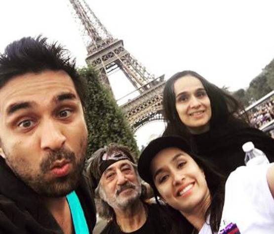 शक्ति कपूर ने साली को देख सुनाई शायरी, बताई अपनी दिलचस्प लव स्टोरी