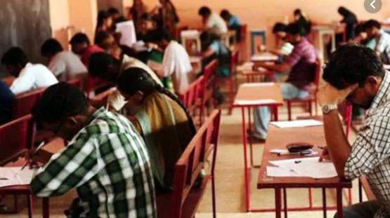 कोई चायवाला है तो कोई डॉक्टर, फ्री में ये देते हैं JEE-NEET की कोचिंग