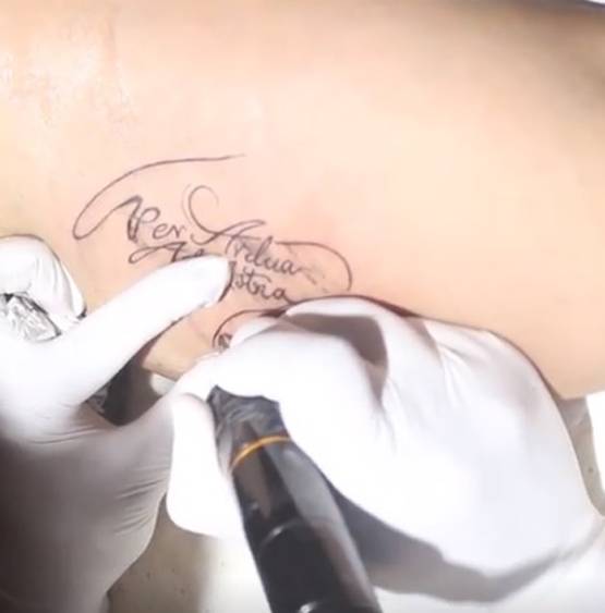 अर्जुन ने बनवाया दूसरा टैटू, पहला था मां के नाम, दूसरे का क्या है मतलब?