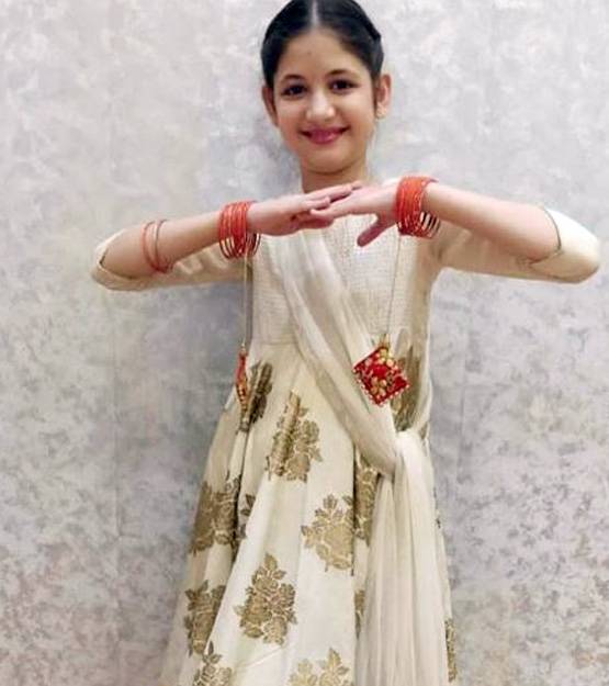 4 साल में इतना बदल गई बजरंगी भाईजान की मुन्नी, देखें तस्वीरें 4 साल में इतना बदल गई बजरंगी भाईजान की मुन्नी, देखें तस्वीरें