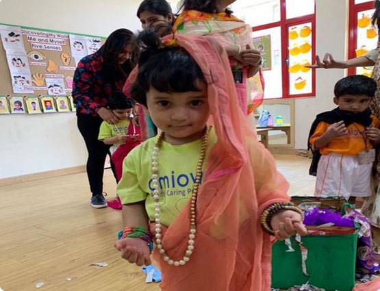 #SareeTwitter: ट्विटर पर चढ़ा साड़ी का खुमार, देखें 10 मजेदार फोटो