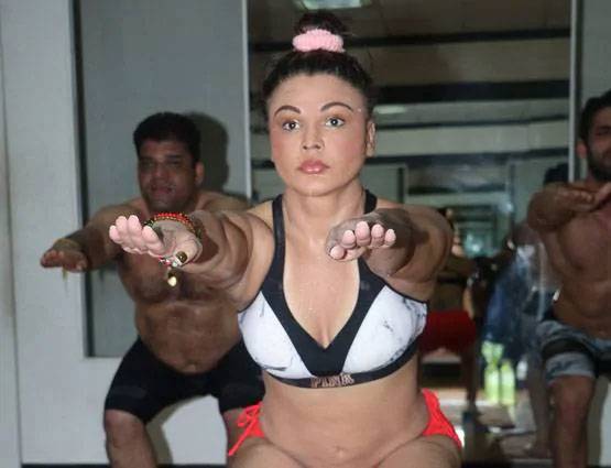 राखी सावंत की फिटनेस का ये है राज, डाइट में लेती हैं ये खास चीज