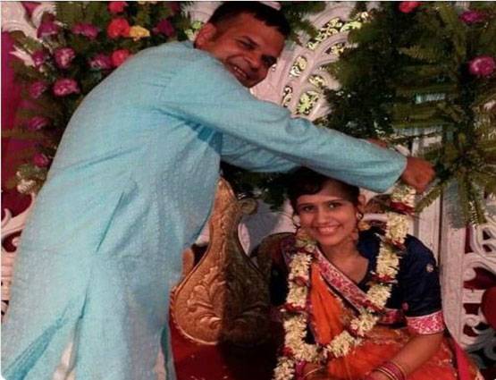 #SareeTwitter: ट्विटर पर चढ़ा साड़ी का खुमार, देखें 10 मजेदार फोटो