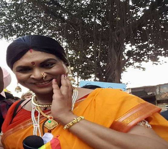 #SareeTwitter: ट्विटर पर चढ़ा साड़ी का खुमार, देखें 10 मजेदार फोटो