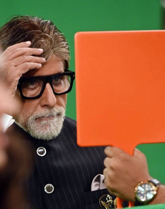 लखनऊ में लगा KBC का सेट, अमिताभ ने बताया कब शुरू होगा कौन बनेगा करोड़पत‍ि