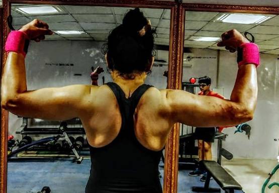 2 बच्चों की मां ने वेटलिफ्टिंग में जीते 4 गोल्ड मेडल, 47 साल है उम्र