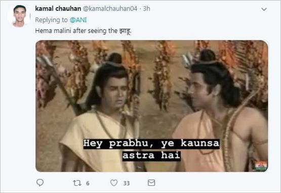 हेमा मालिनी ने संसद परिसर में लगाई झाड़ू, लोगों ने ऐसे उड़ाया मजाक