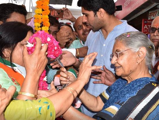 शीला दीक्षित ने ससुर से सीखे सियासी गुर, मिरांडा हाउस से की थी पढ़ाई