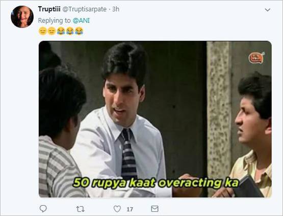 हेमा मालिनी ने संसद परिसर में लगाई झाड़ू, लोगों ने ऐसे उड़ाया मजाक