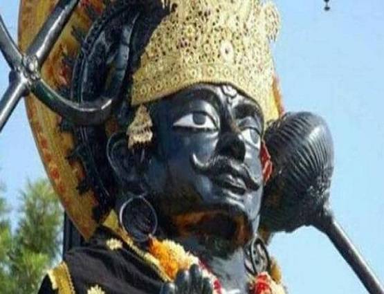 इन राशियों के लोगों नहीं करना चाहिए शनि का दान, होगा नुकसान