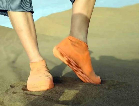 'शूज कॉन्डम' करेगा जूतों की सुरक्षा, गंदगी से मुक्ति, एलर्जी से भी राहत