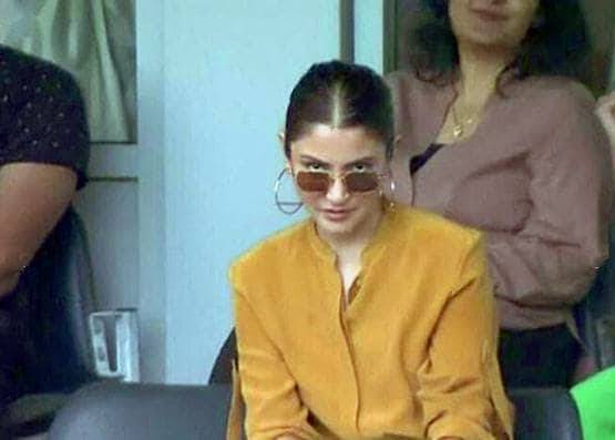 वर्ल्ड कप मैच में दूर रहीं कोहली-रोहित की पत्नियां, फैंस हुए हैरान