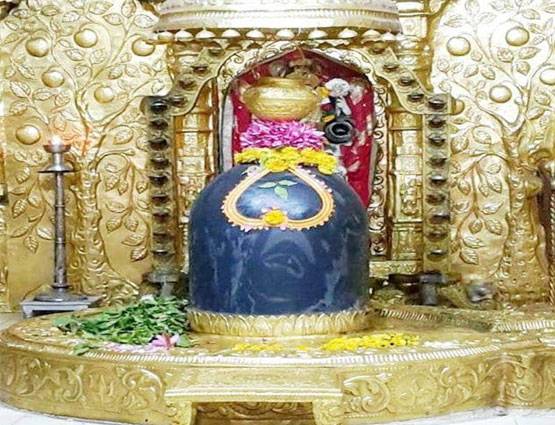 भगवान शिव को प्रिय है बेलपत्र, जानें तोड़ने-चढ़ाने का सही तरीका