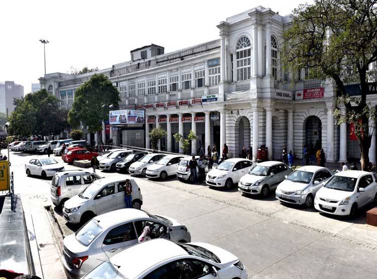 स्पीड ड्राइविंग पर 5 हजार जुर्माना, कितना सख्त है नया मोटर व्हीकल कानून