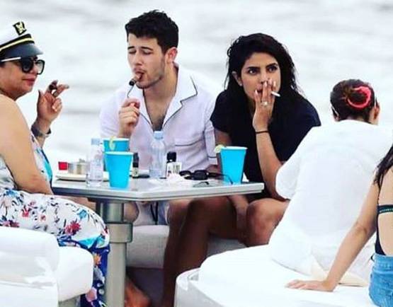 प्र‍ियंका के बाद न‍िक की शर्टलेस तस्वीर वायरल, लोगों ने लिए मजे