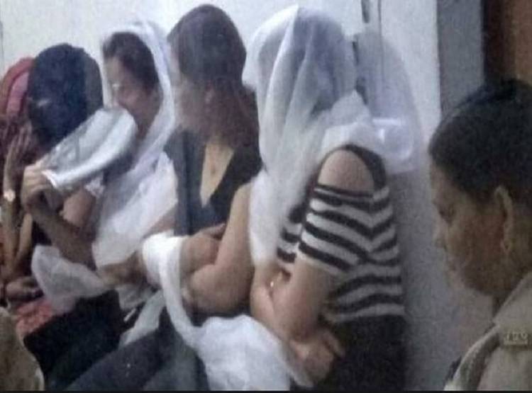 स्पा सेंटर्स के नाम पर जिस्मफरोशी, गुप्त अड्डों पर बड़ा खुलासा