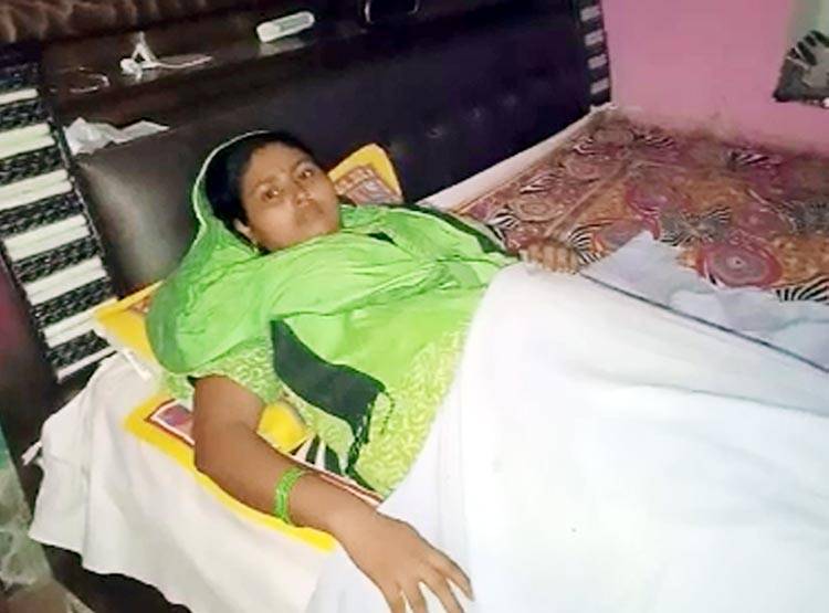 महिला का अल्ट्रासाउंड देख चौंके डॉक्टर, पेट में छूट गया था कॉटन का टुकड़ा