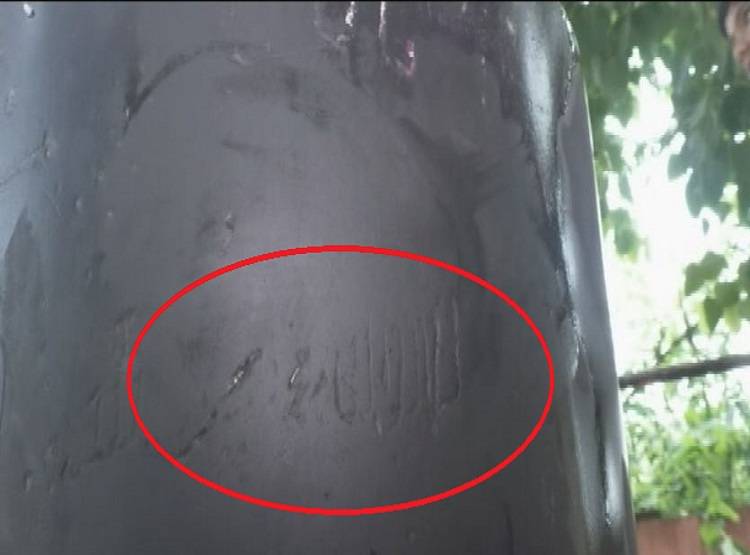 गजनी ने शिवलिंग पर लिखवा दिया था 'कलमा', सांप करता है सुरक्षा