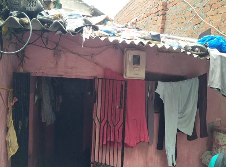 200 करोड़ रु का टैक्स चोर पकड़ने के लिए रेड, मौके पर मिली टपकती हुई छत